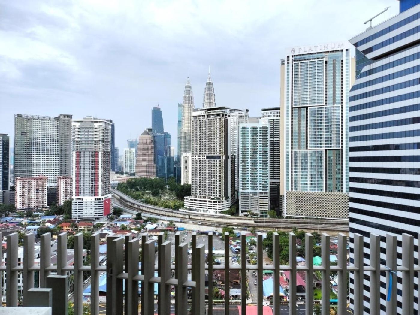 The Luxe Suites Klcc By Cozy Stay Kuala Lumpur Buitenkant foto